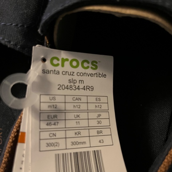 Men’s size 12 crocs - Picture 3 of 3